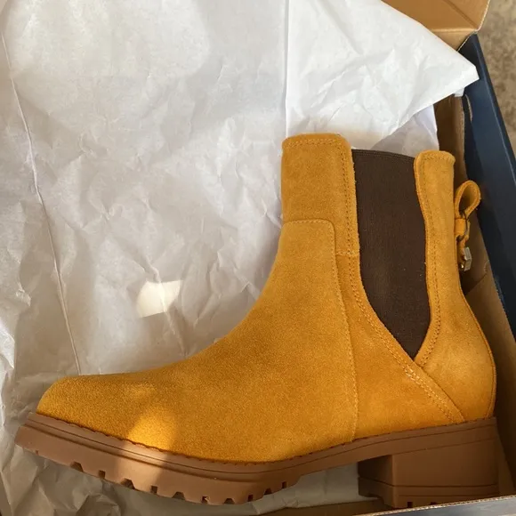 🆕 COLE HAAN Camea Suede Chelsea Boots