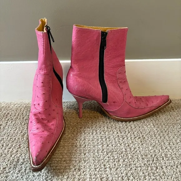 🎀 Custom Ostrich Pink Leather Boots - size 7​