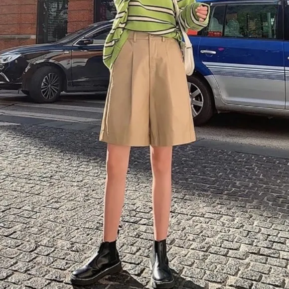 🍂 ZARA TAN FAUX LEATHER HIGH WAIST BERMUDA SHORTS!