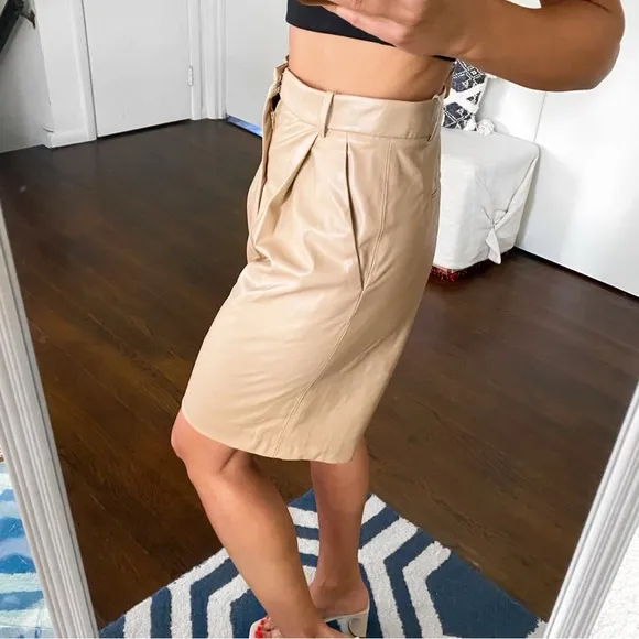 🍂 ZARA TAN FAUX LEATHER HIGH WAIST BERMUDA SHORTS!