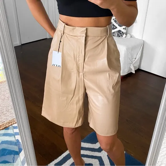 🍂 ZARA TAN FAUX LEATHER HIGH WAIST BERMUDA SHORTS!