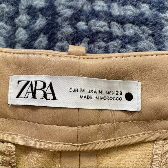 🍂 ZARA TAN FAUX LEATHER HIGH WAIST BERMUDA SHORTS!