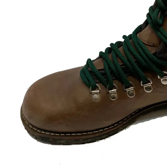 11 / Merrell Men’s Wilderness Leather Hiking Boots Outdoor Expedition Boots