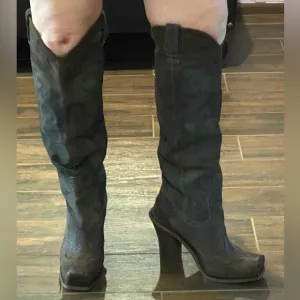 8.5 LISA FOR D PLINER Knee hi cowgirl boots