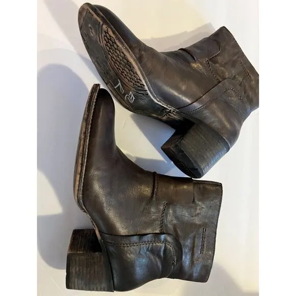 8.5 OTBT Brown Leather Urban Boots Booties Pull On Block Heel