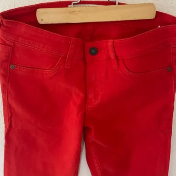 Abercrombie &amp; Fitch | NWOT Women's Neon Red/Orange Low-Rise Skinny Jeans ❤️