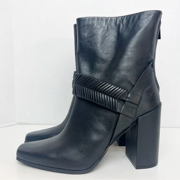 •AD &amp; DAUGHTERS• Black Leather Declann Braided Chunky Heel Boot Size 9.5