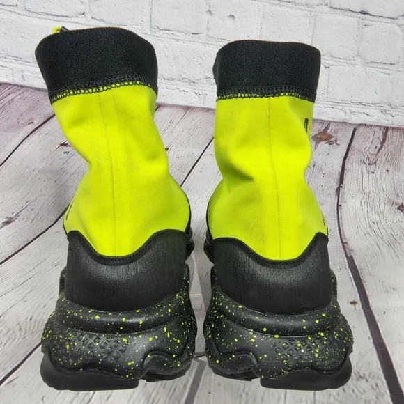 Adidas Men's Size 7 Black Green Originals Ozweego Hiking Boots Sneakers