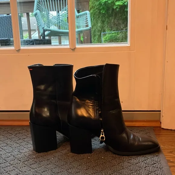 Aeyde Black Heeled Boots with Chunky Block Heel Size 6.5