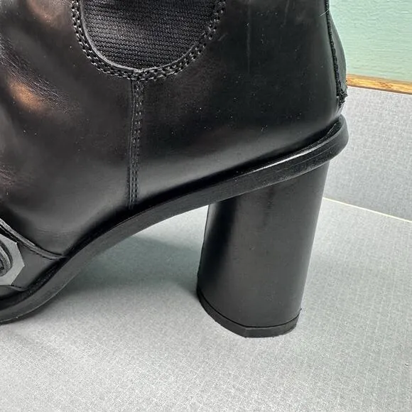 AGL Attilio Giusti Leombruni Womens Boots Black Leather Buckle 38.5 US 7.5 Moto