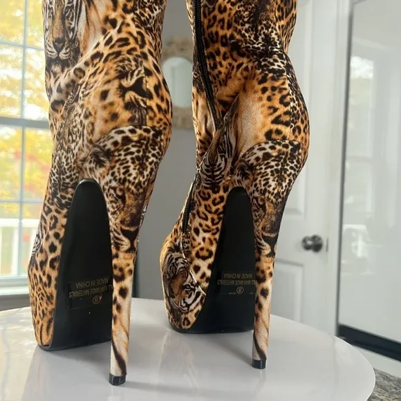 Alba Brown and Black Leopard Tiger Print High Heel Zip Up Boots Size 8