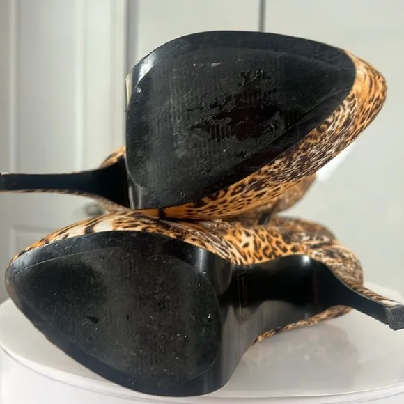 Alba Brown and Black Leopard Tiger Print High Heel Zip Up Boots Size 8
