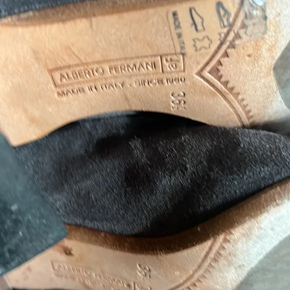 ALBERTO FERMANI SOLARA PEEP TOE SOFTY LAVAGNA ANKLE SUEDE BOOTS SIZE 36.5 US 6.5