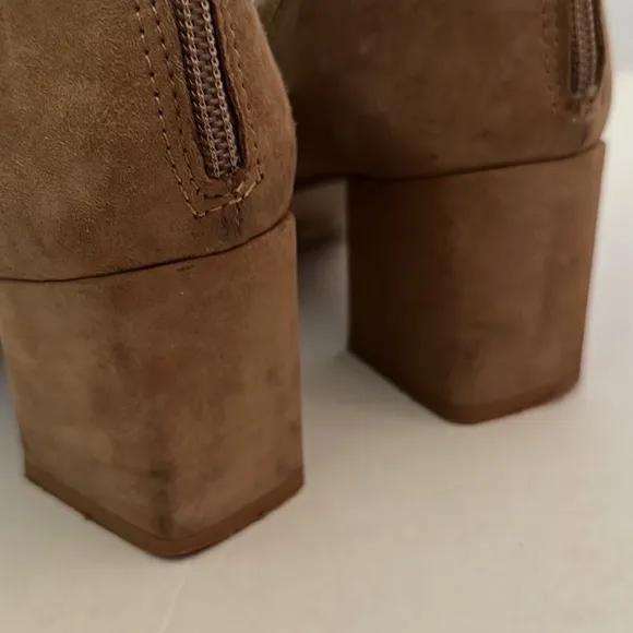 Aldo Ankle Boots Womens Size 10 Tan Suede Bootie Cutout Pointed Toe Block Heel