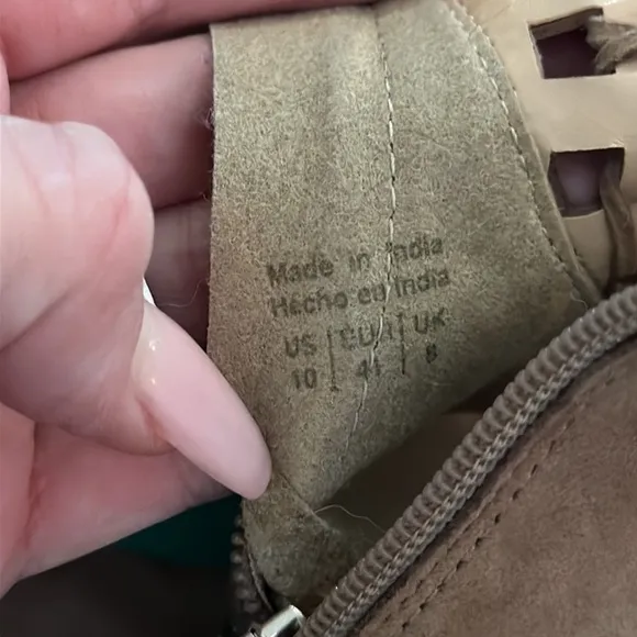 Aldo Ankle Boots Womens Size 10 Tan Suede Bootie Cutout Pointed Toe Block Heel