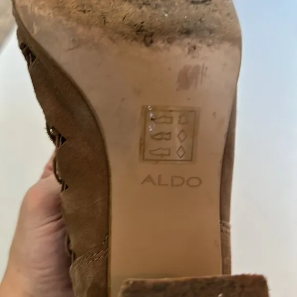 Aldo Ankle Boots Womens Size 10 Tan Suede Bootie Cutout Pointed Toe Block Heel
