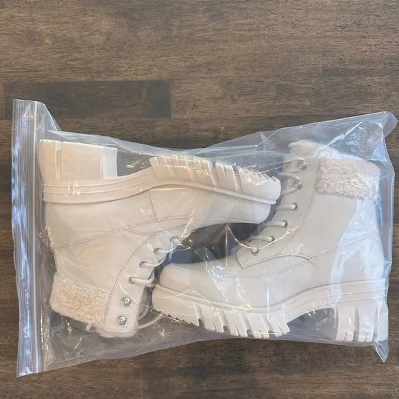 Aldo Nydoremas Bootie White