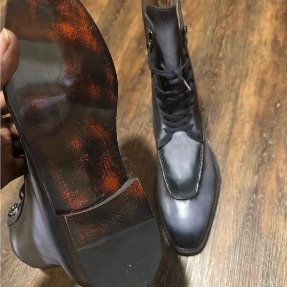 Alex 5IVE buck boots .  Grey in color with black patina