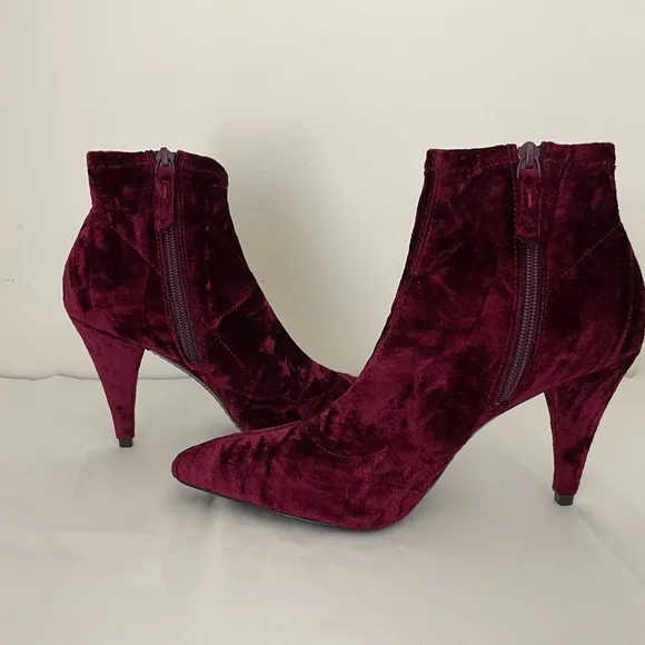 Alice   Olivia Crushed‎ Velvet Pointed Toe Boots Leather Sole Burgundy Size 37