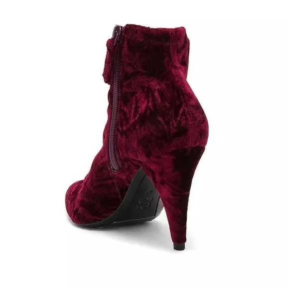 Alice   Olivia Crushed‎ Velvet Pointed Toe Boots Leather Sole Burgundy Size 37