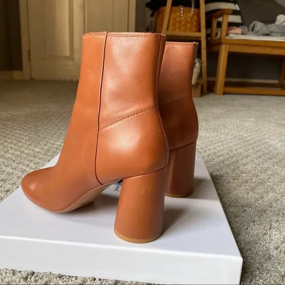 &amp; other stories Almond Toe Leather Ankle Boots