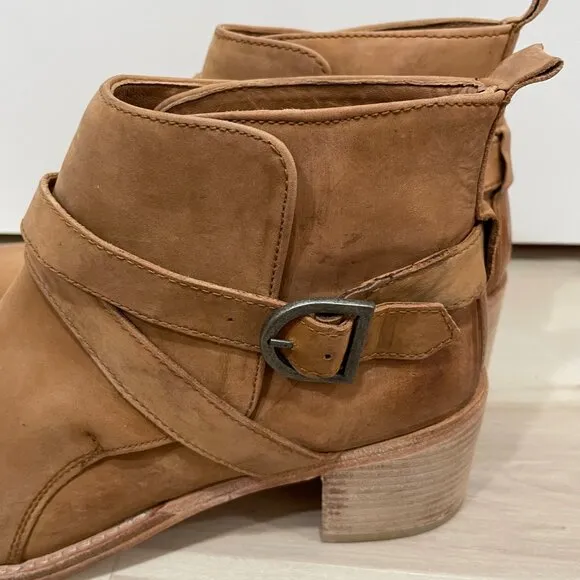 &quot;Back Loop&quot; Pointed Boot by Free People Women's Size 41 EU/ 10 US Tan/Brown