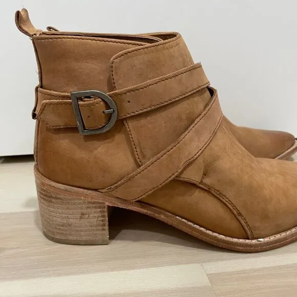 &quot;Back Loop&quot; Pointed Boot by Free People Women's Size 41 EU/ 10 US Tan/Brown