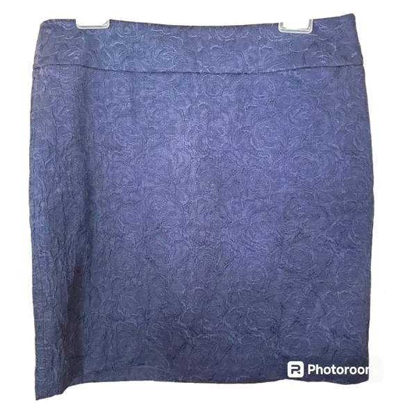 Ann Taylor Size 10 Navy Blue Textured Rose Pattern Mini Skirt