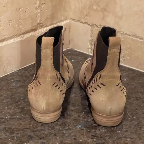 Anthropologie Howsty Sabah ankle boots