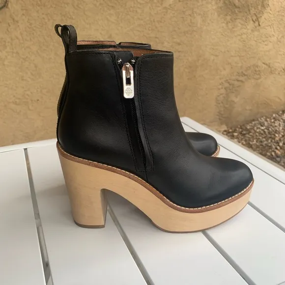 Antonio Melani black leather wood clog boots size 5.5 M