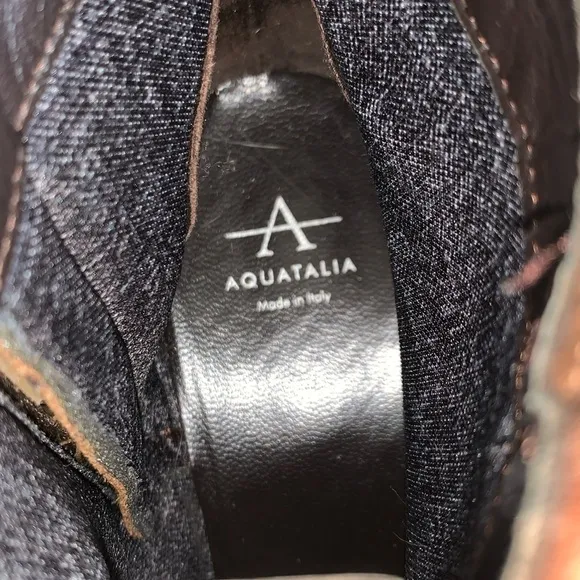 AQUATALIA brown suede ankle boots, inside zip, leather trim, 2” block heel 9 EUC