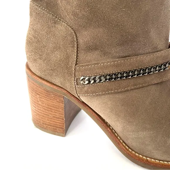 Aquatalia Elisha Suede Boots Chain Detail Pull On Chunky Stacked Heel Size 10