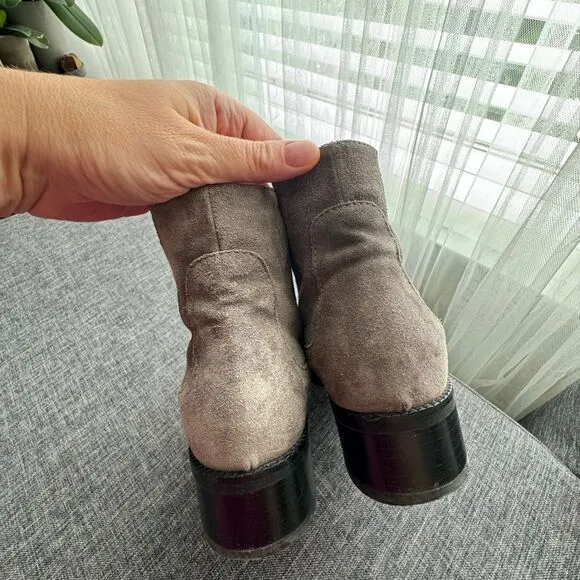 Aquatalia Gray Suede Oribella Ankle Boots Size EU 37