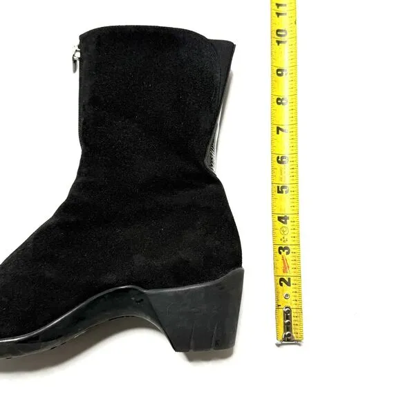 Aquatalia Marvin K Women’s 9.5 Black Boots Ankle Bootie Square Toe Suede Leather