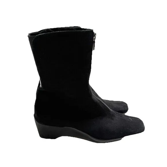 Aquatalia Marvin K Women’s 9.5 Black Boots Ankle Bootie Square Toe Suede Leather