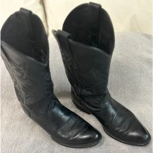 Ariat Black Cowboy Boots Sz: 9.5