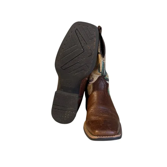 ARIAT BOYS' ROUND UP WESTERN BOOTS - BROAD SQUARE TOE SIZE 4​