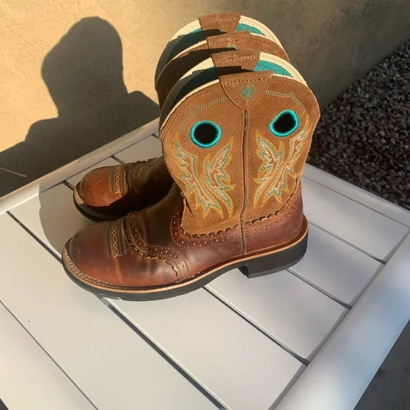 Ariat brown leather and suede western boots size 8B
