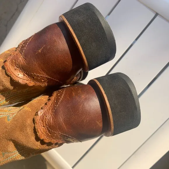 Ariat brown leather and suede western boots size 8B