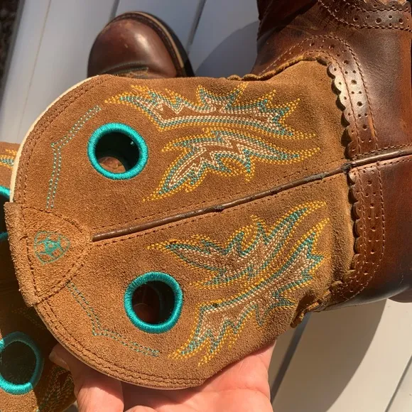 Ariat brown leather and suede western boots size 8B