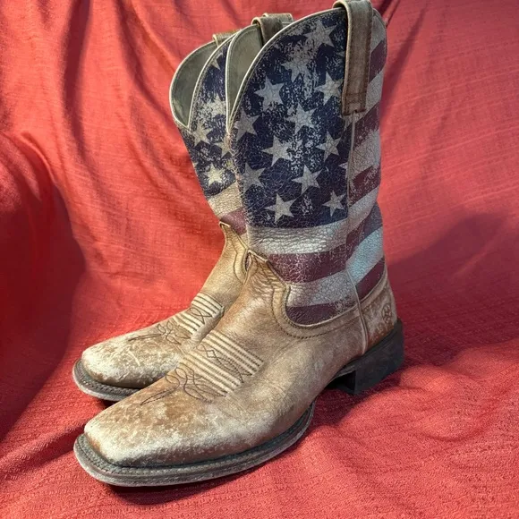 ARIAT Circuit American Flag Western Boots, Distressed Leather Men’s Size 9D, EUC
