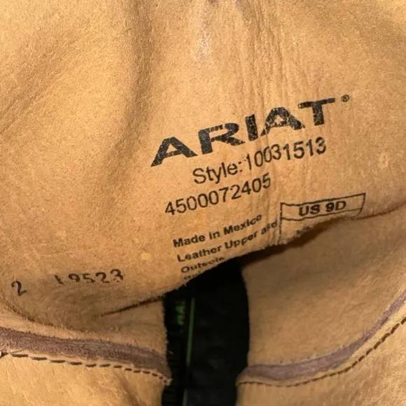 ARIAT Circuit American Flag Western Boots, Distressed Leather Men’s Size 9D, EUC