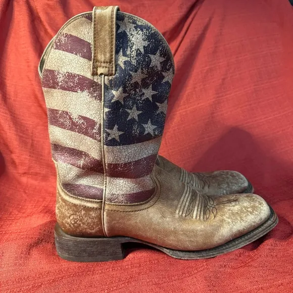 ARIAT Circuit American Flag Western Boots, Distressed Leather Men’s Size 9D, EUC