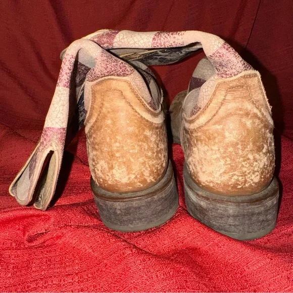 ARIAT Circuit American Flag Western Boots, Distressed Leather Men’s Size 9D, EUC