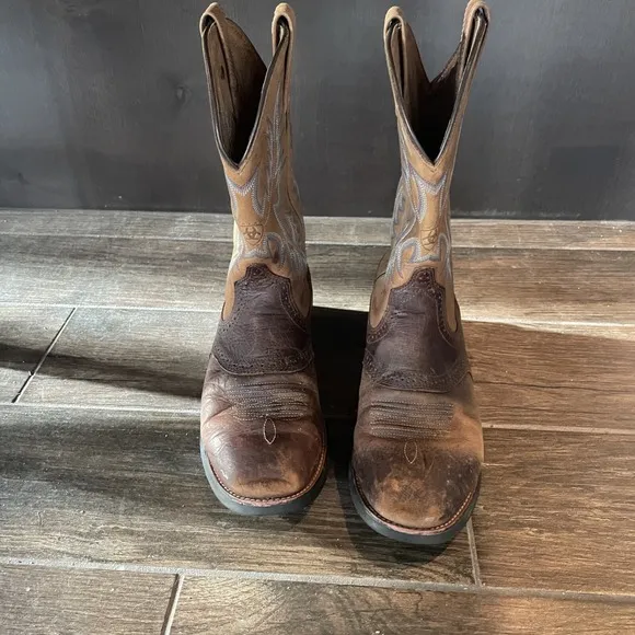 Ariat Cowboy Boots Mens 10 D Brown Leather Blue Embroidery Heritage Western