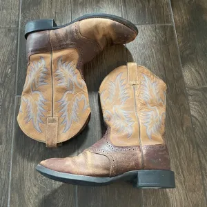 Ariat Cowboy Boots Mens 10 D Brown Leather Blue Embroidery Heritage Western