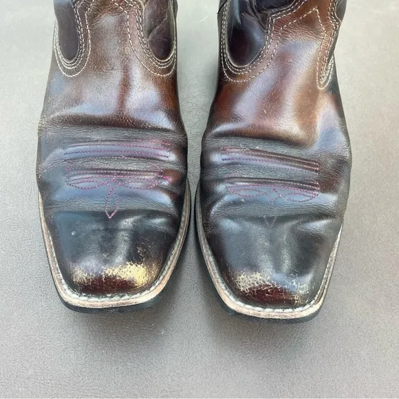 Ariat Round Up Square Toe Western Cowboy Cowgirl Boots Brown and Pink