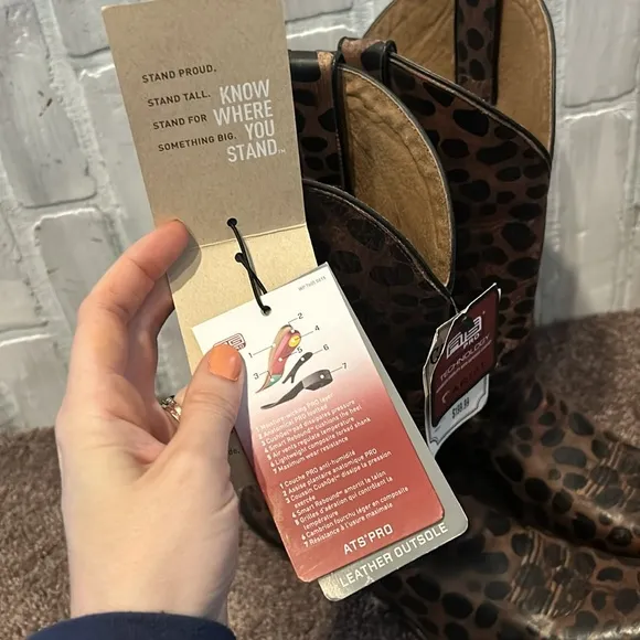 Ariat Wildcat Western cowgirl boots NWT
