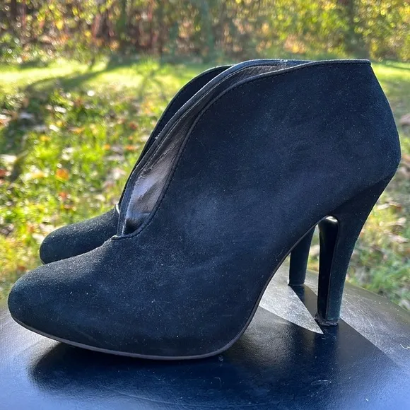 Armani Exchange Black Suede Ankle Heel Boots Womens size 7 1/2