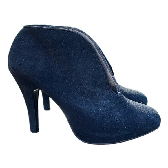 Armani Exchange Black Suede Ankle Heel Boots Womens size 7 1/2